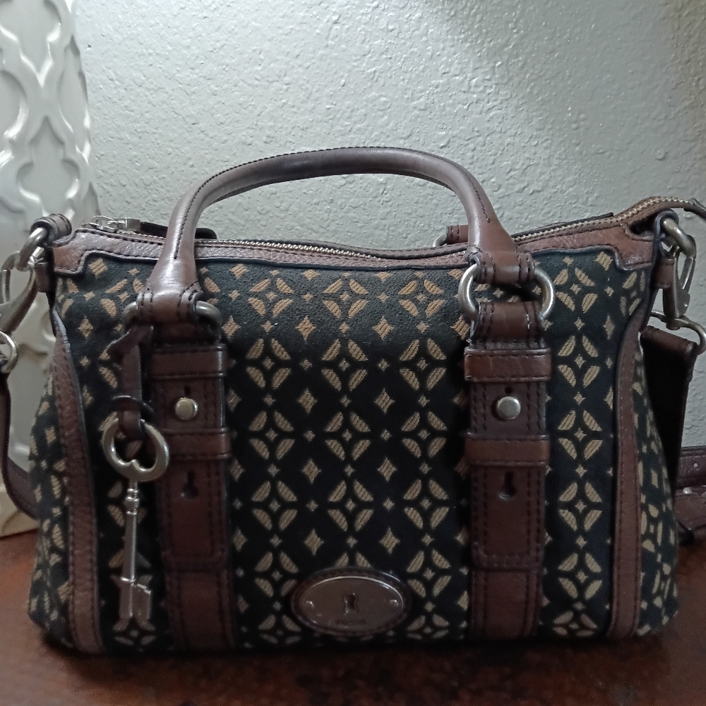 Fossil Maddox Signature Satchel - image 3